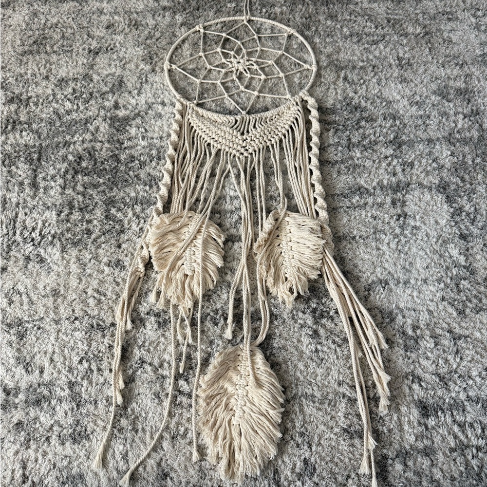 Handmade Macramé Dreamcatcher Wall Hanging - Cream